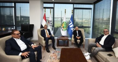 أبو ريدة يلتقي بنائب وزير التربية والتعليم ويوقع بروتوكول تعاون لاكتشاف المواهب 2025