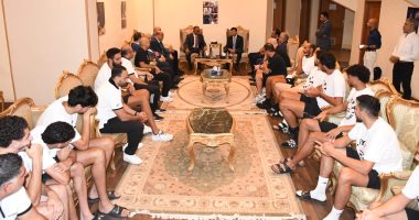 لقاء وزير الرياضة مع منتخب مصر لكرة السلة قبيل بطولة أفروباسكت 2025.. صور