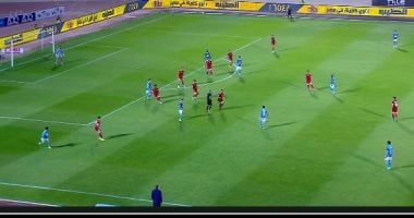 مودرن سبورت يتقدم 1-0 على بيراميدز في شوط أول قوي بالدوري 2025