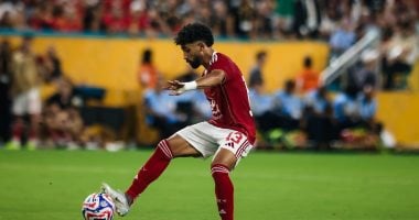 موعد عودة مروان عطية لتدريبات الأهلي بعد جراحة الفتاق.. تفاصيل 2025