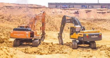 أكثر من 300 ألف متر مكعب من أعمال الحفر في استاد الأهلي خلال 2025.. صور حصرية