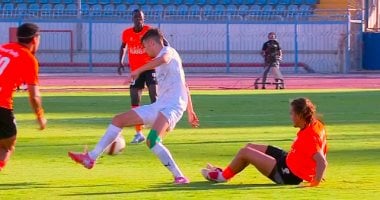 المصري وفاركو ينتهيان بالتعادل السلبي في الشوط الأول..2025