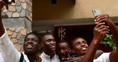 أليو ديانج يبرز بقوة في بعثة الأهلي ببوروندي.. صور جديدة 2025